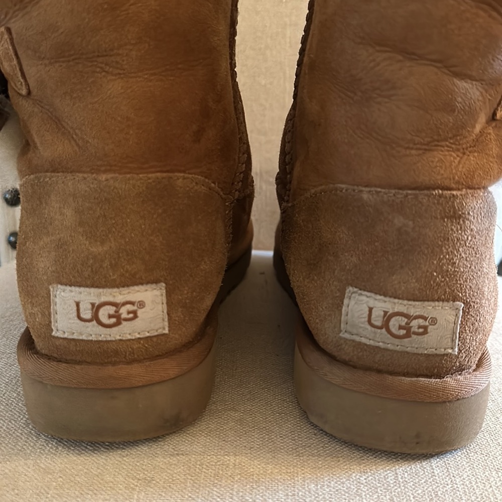 UGG Women’s Daelynn Bow Suede Winter Snow Boots Tan Chestnut Size 7 - Picture 13 of 16